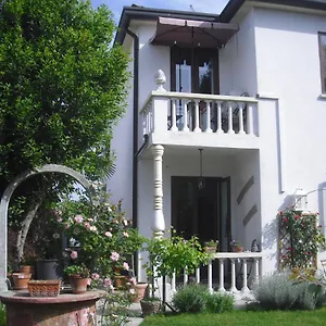 Ca' Delle Arti Nocleg ze śniadaniem